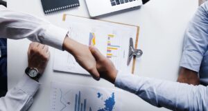 新卒で会社辞めたいと感じる理由と対処法は？